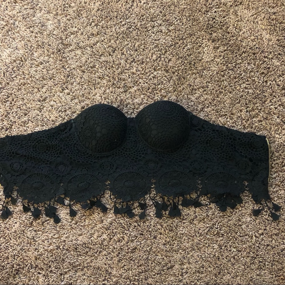 Western built in bra lace tube top, size: large